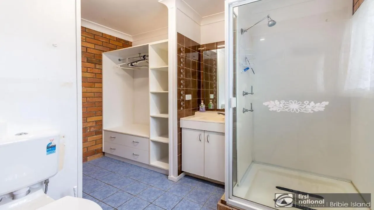 Banksia Gem One Street Back From Waterfront Villa Banksia Beach